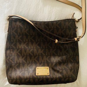 Michael Kors Crossbody Bag
